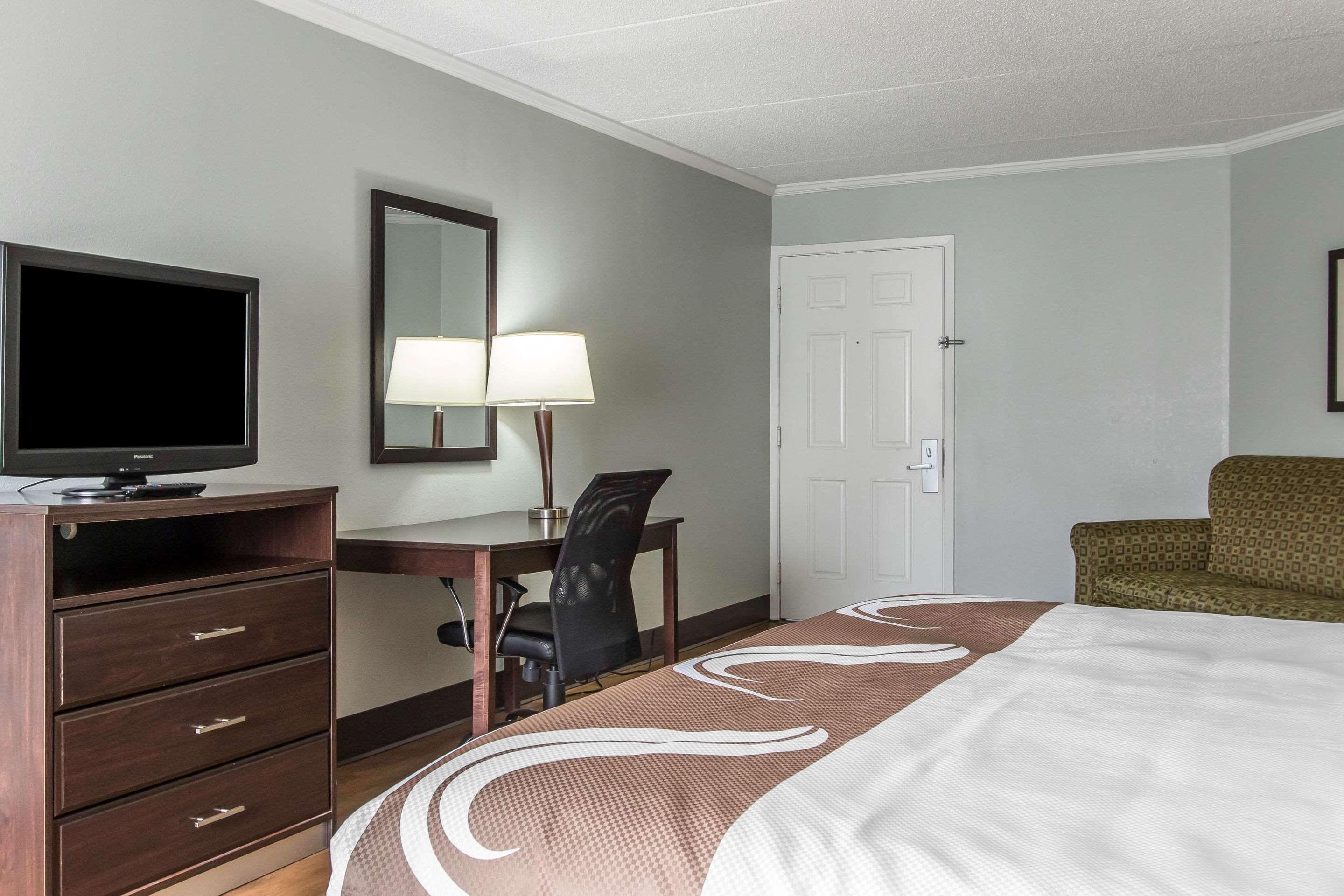 Quality Inn Downtown Historic District Mobile Exterior photo
