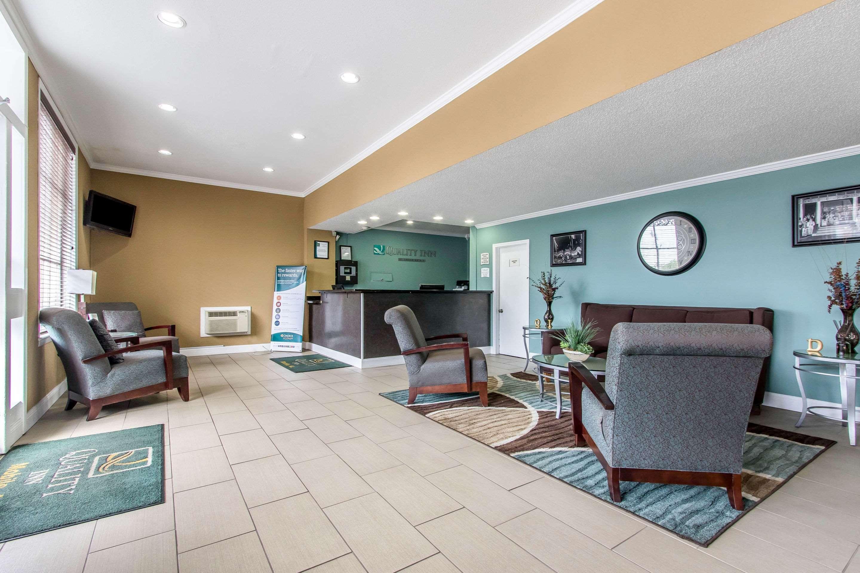 Quality Inn Downtown Historic District Mobile Exterior photo