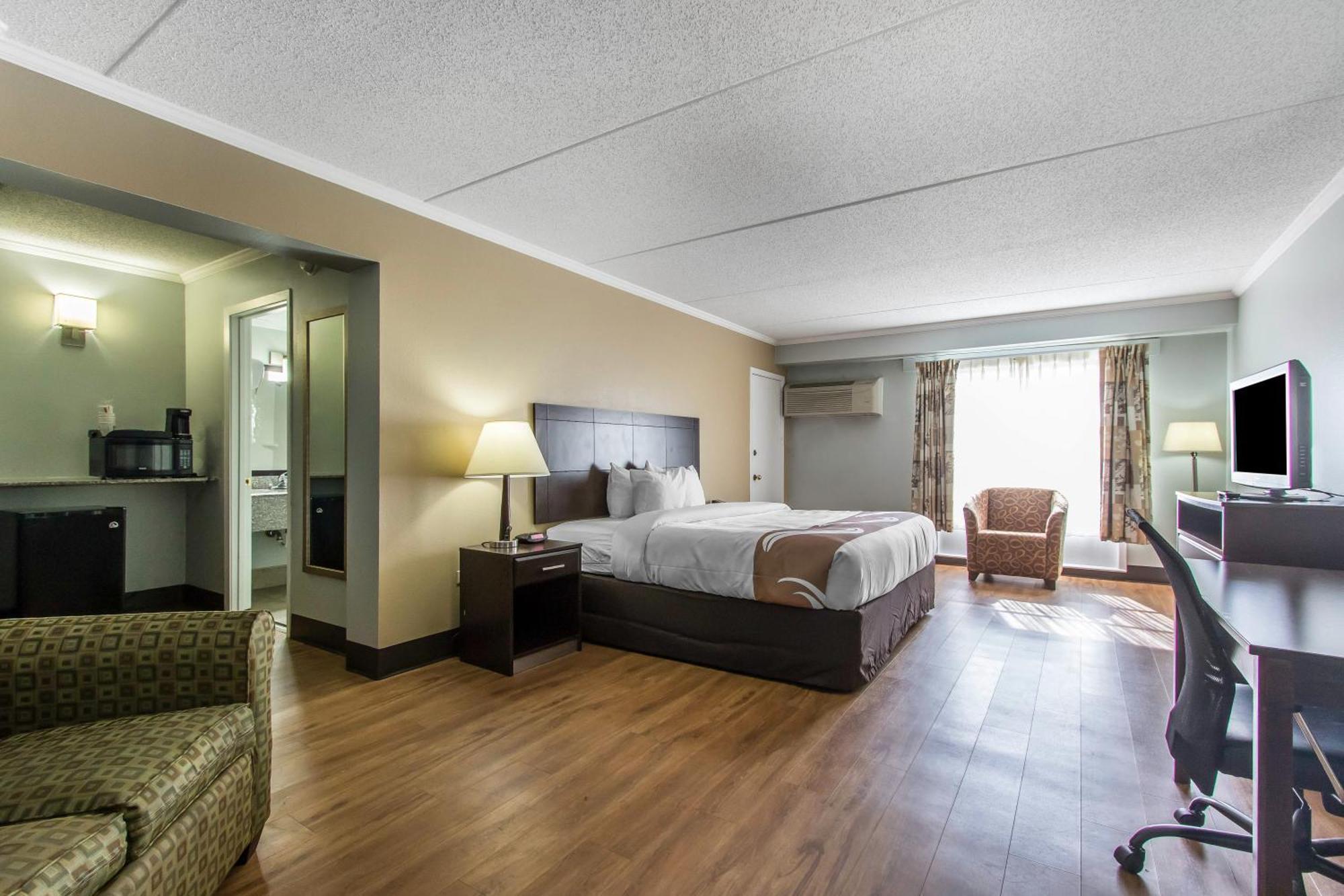 Quality Inn Downtown Historic District Mobile Exterior photo